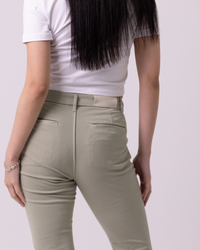SLIM CHINOS