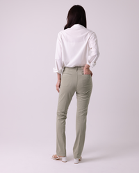 SLIM CHINOS