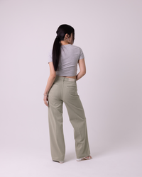 LOOSE CHINOS