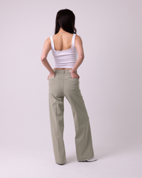 LOOSE CHINOS