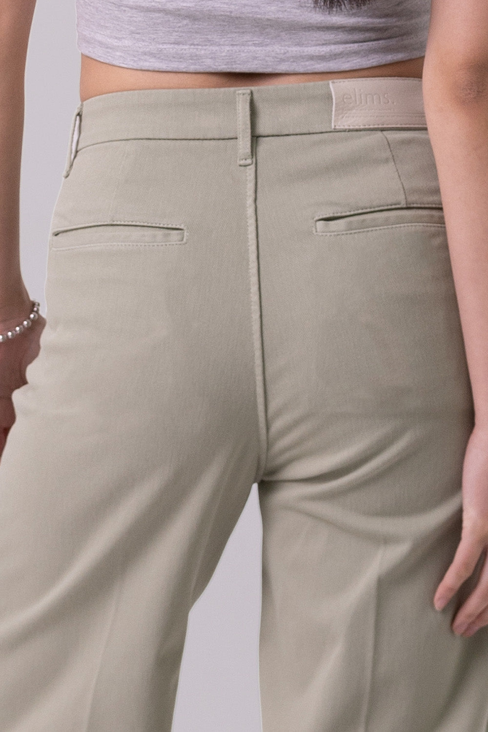 LOOSE CHINOS "Monica" - Sage