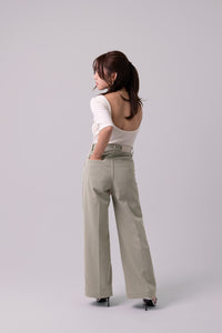 LOOSE CHINOS 