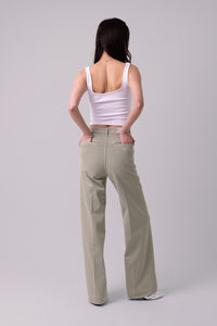 LOOSE CHINOS 